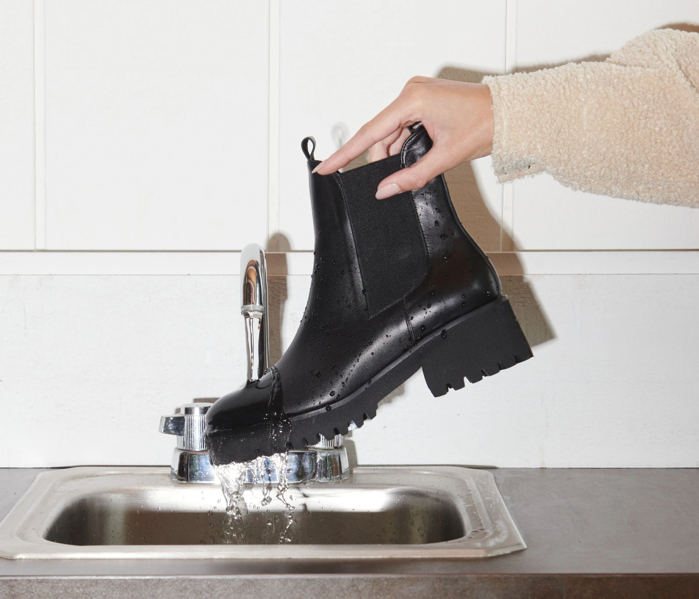 BROOKE RAIN RESISTANT BOOT - Image 6