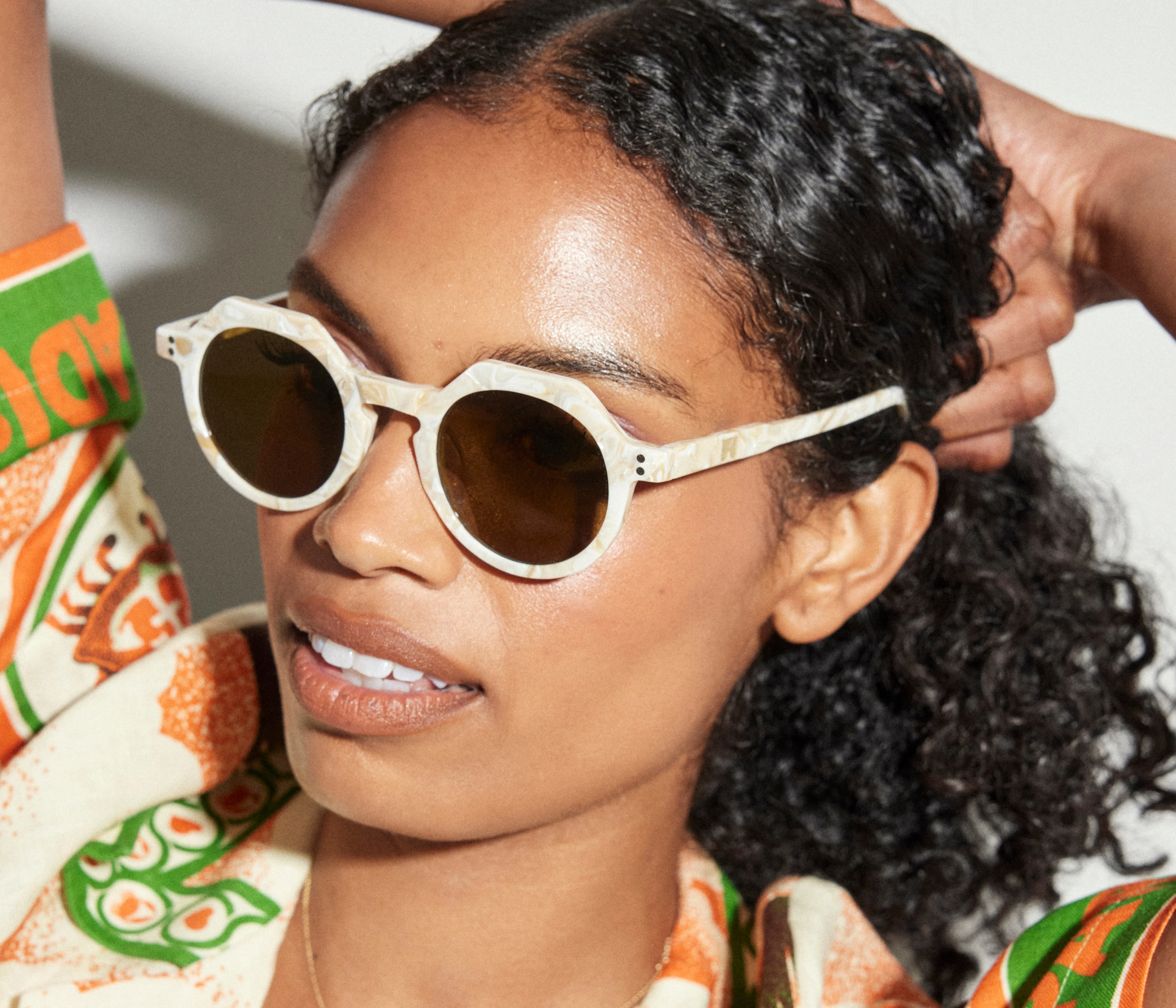 WOLFSPOUT x FRĒDA Georgie Sunglasses - Image 2