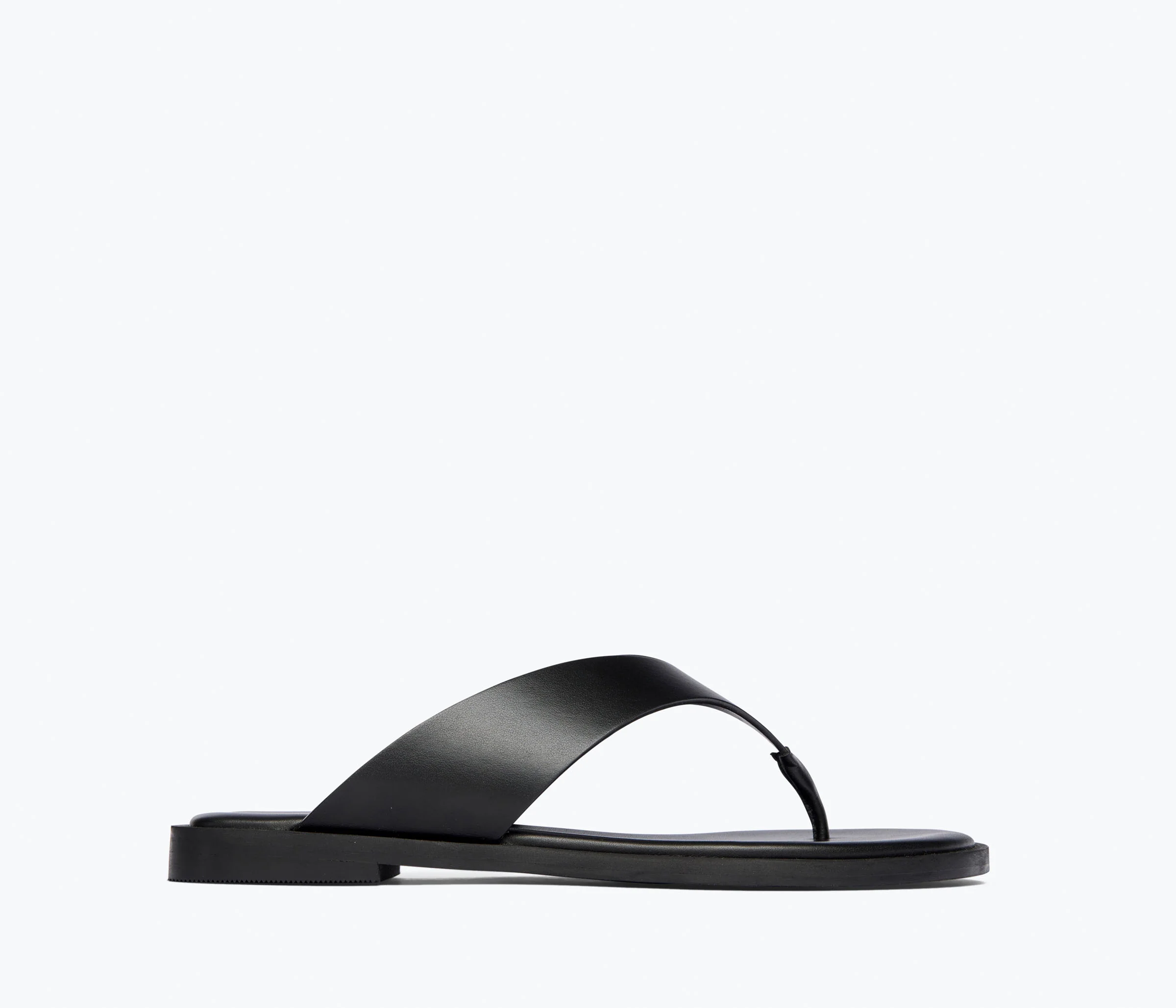 HALLE LEATHER THONG SANDAL