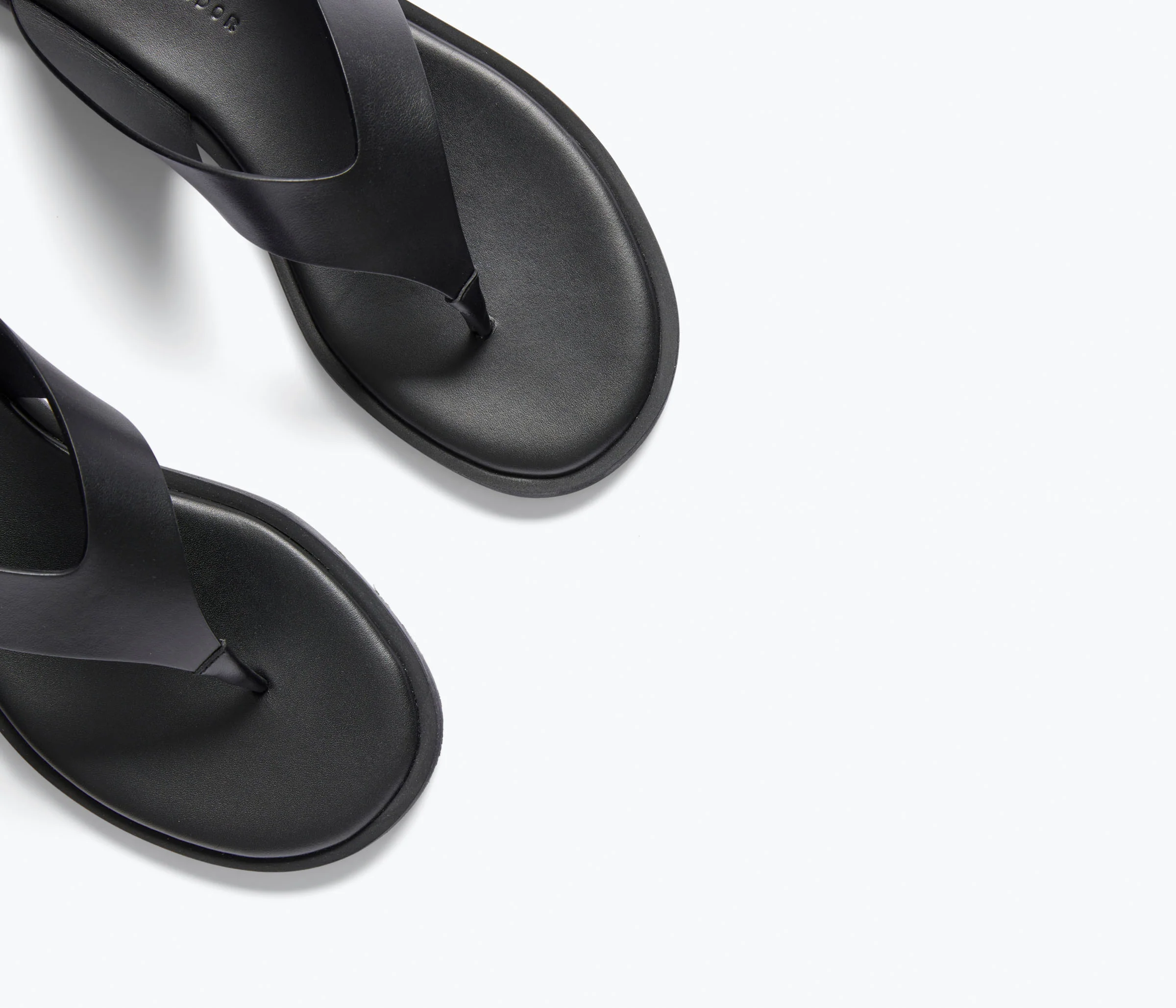 HALLE LEATHER THONG SANDAL - Image 4