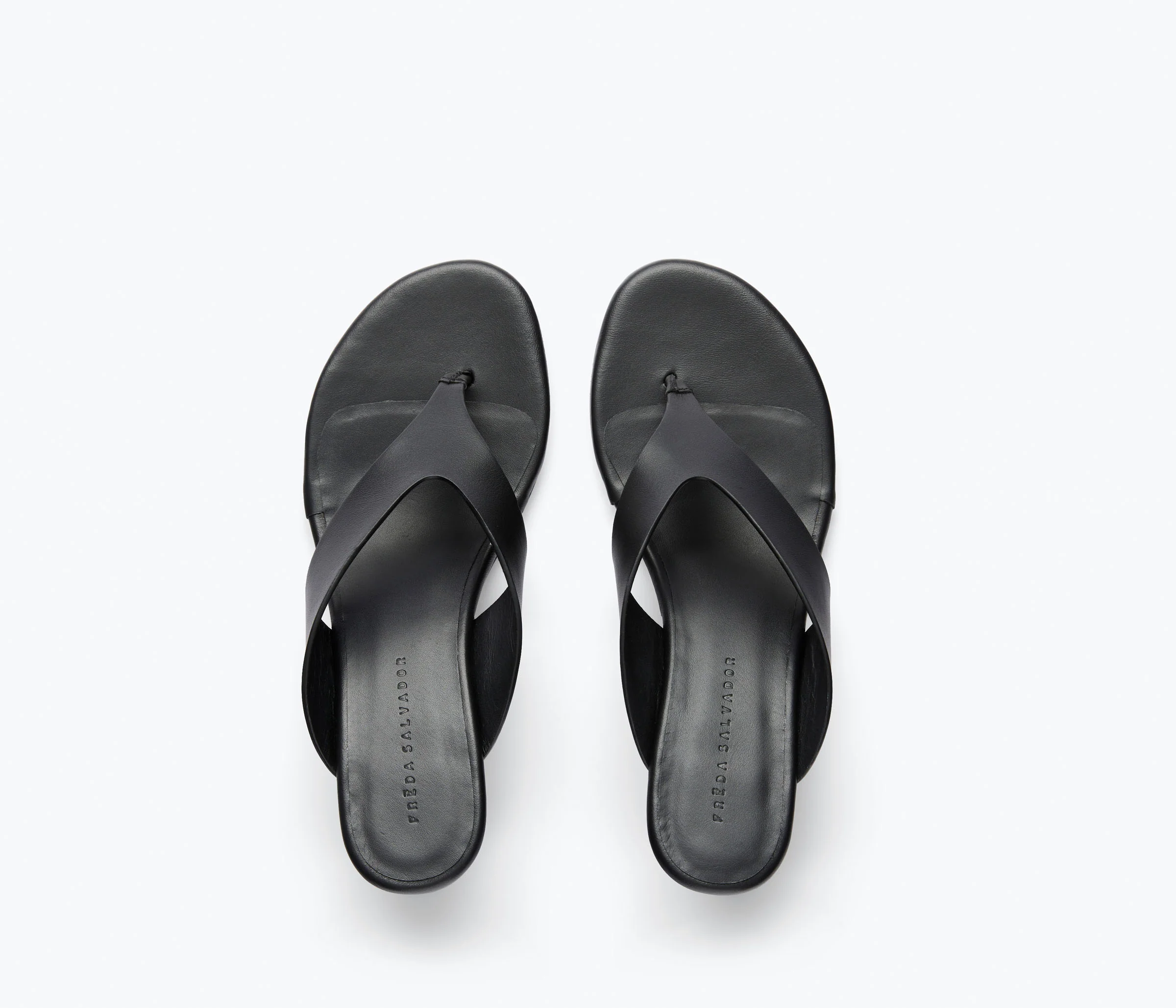 KAT HEELED  LEATHER THONG SANDAL - Image 5