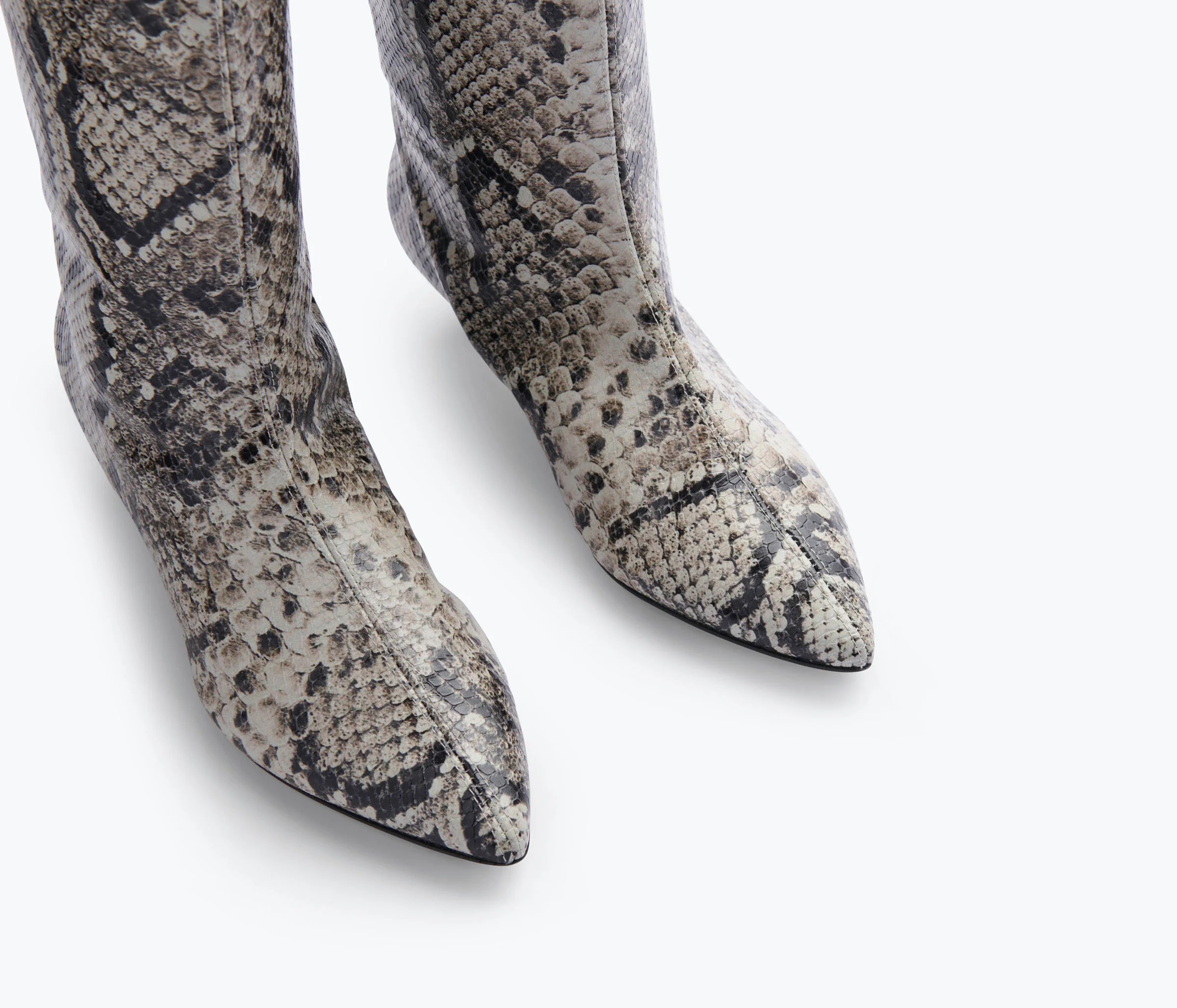 ROBYN TALL BOOT - Image 3