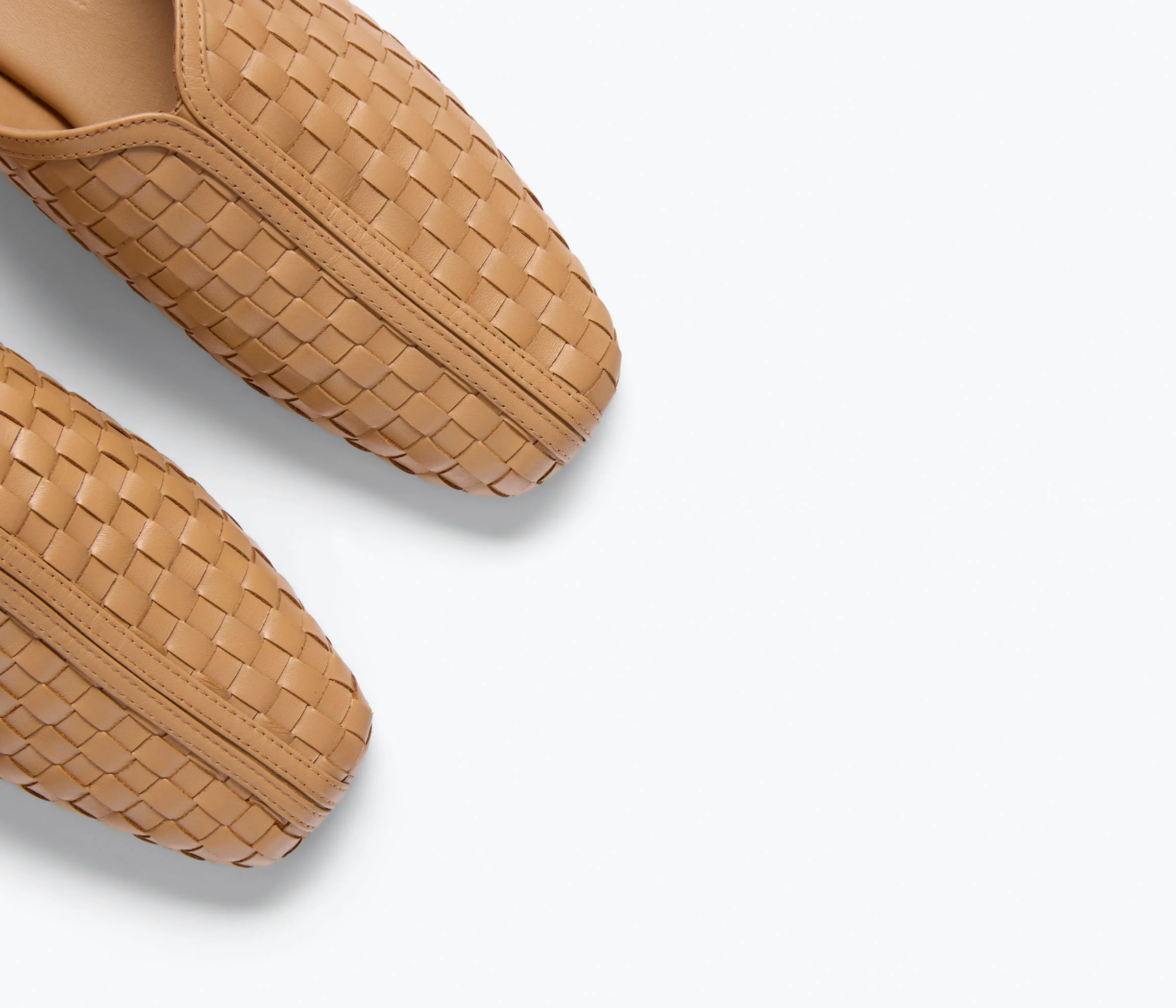 SAANVI WOVEN LEATHER SLIDE - Image 4